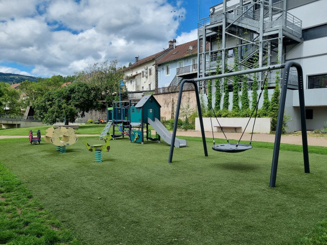 square-du-saulcy-cornimont-1