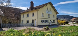 Appartement 6 personnes - Gîte Aubépine -70m² - Ventron La Bresse Hautes Vosges - Le chant des cîmes Appartement 6 personnes - Gîte Aubépine -70m² - Ventron La Bresse Hautes Vosges - Le chant des cîmes