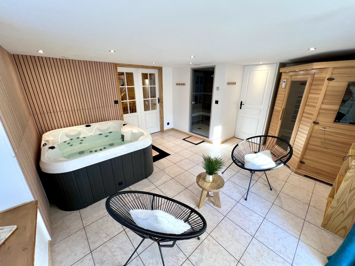 Maison mitoyenne 6 personnes - 130m² - Perce Neige Bien-être - La Bresse Hautes Vosges Maison mitoyenne 6 personnes - 130m² - Perce Neige Bien-être - La Bresse Hautes Vosges